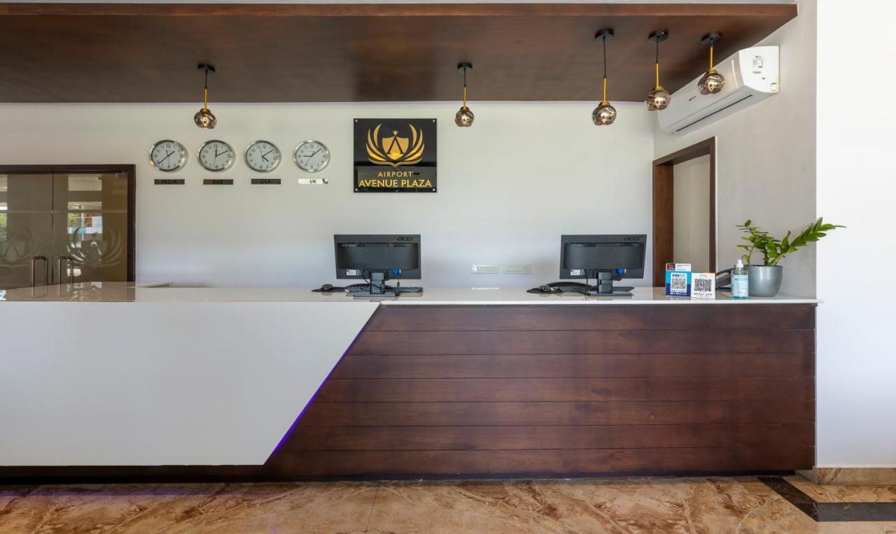 Hotel Treebo Trend Airport Avenue Plaza Cochin Airport à Kochi Extérieur photo