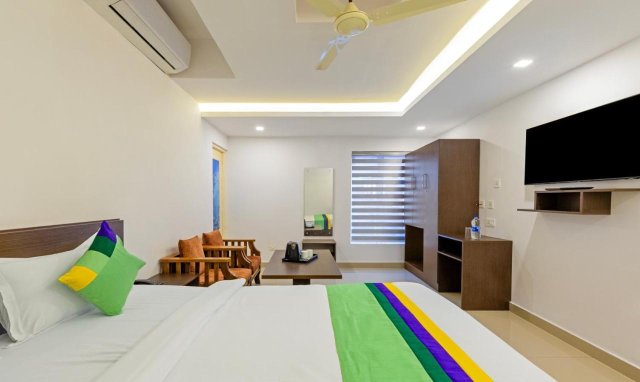 Hotel Treebo Trend Airport Avenue Plaza Cochin Airport à Kochi Extérieur photo