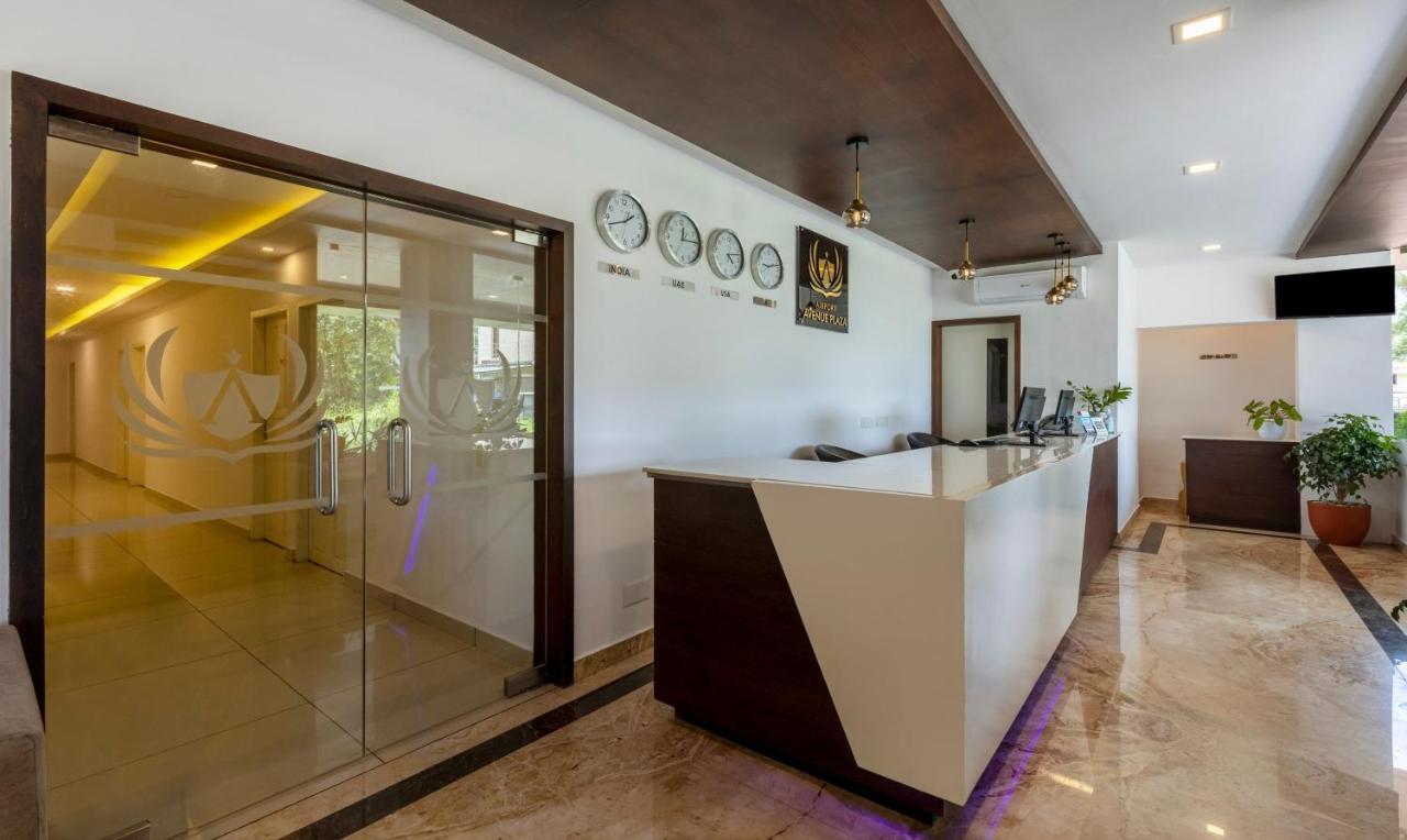 Hotel Treebo Trend Airport Avenue Plaza Cochin Airport à Kochi Extérieur photo